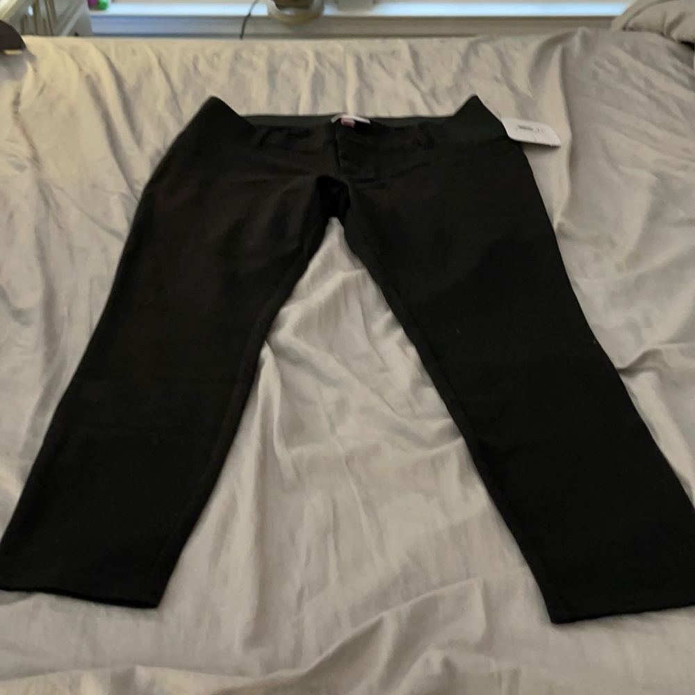 Size 6 maternity pants